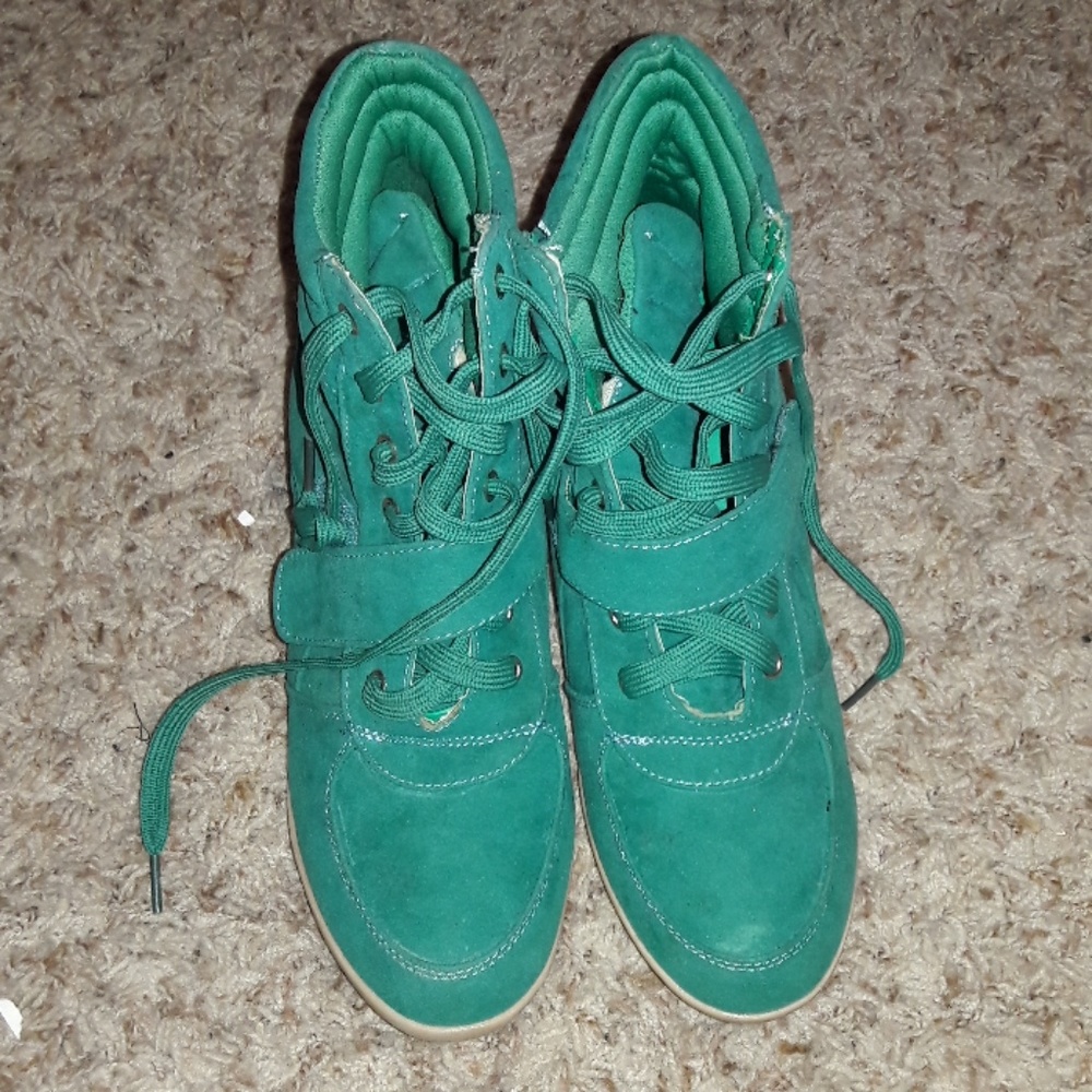 Wedges shoes